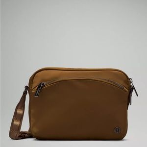 NWOT Lululemon City Adventurer Crossbody Bag 2.5L